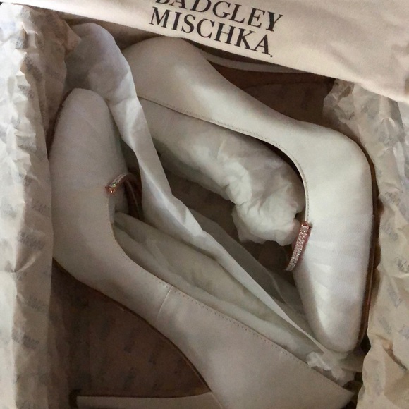 Badgley Mischka Renee wedding Heels NIB ✨ - Picture 3 of 8
